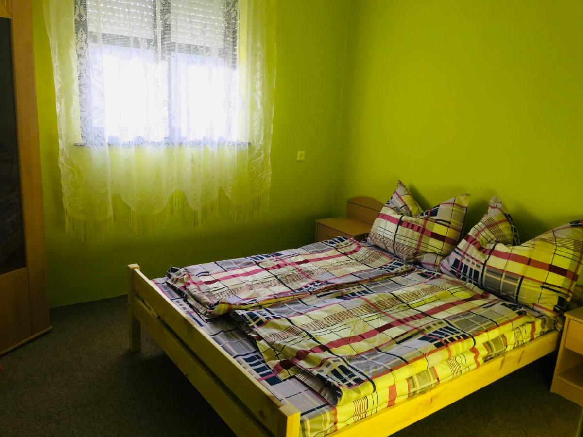 Jesolo Apartmanhaz Balatonkeresztúr Extérieur photo